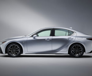 2021 Lexus IS