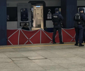 Najpierw metro, teraz Dworzec Centralny. Pociągi opóźnione. Dramatyczny wypadek