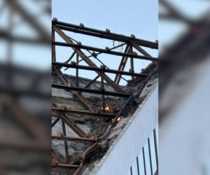 Znowu palił się dach kościoła przy Kunickiego. Sytuacja jest opanowana