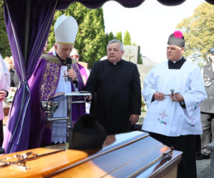 Pogrzeb księdza Stanisława w Grzęsce