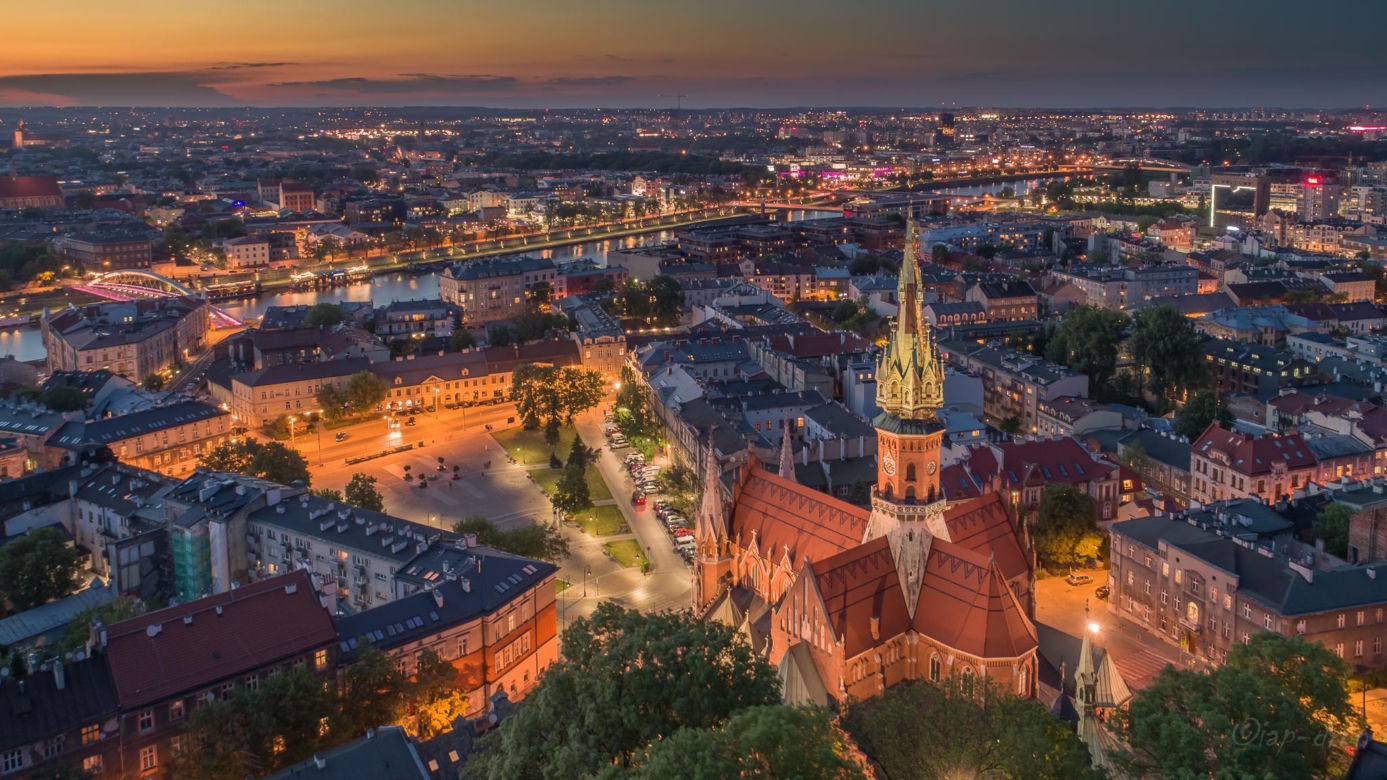 Kraków niczym Las Vegas. Takich zdjęć nocnego miasta jeszcze nie widziałeś