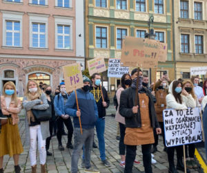 Protest branży gastronomicznej w centrum Poznania