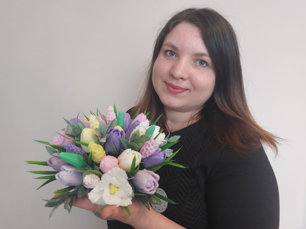 Pani Tatiana tworzy bukiety z... mydła. Pachną jak prawdziwe kwiaty