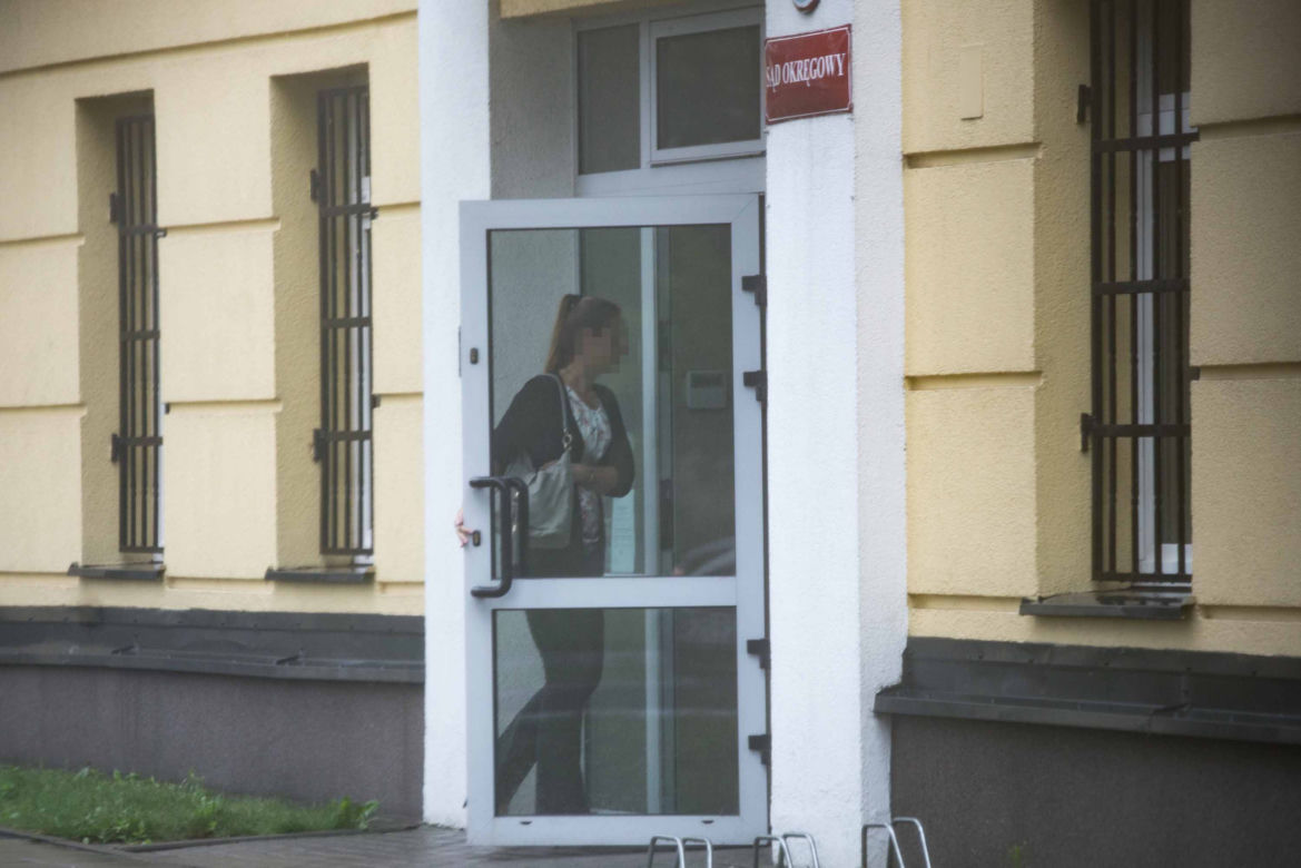 Niewierny poseł PiS będzie płacił 1000 zł na dzieci