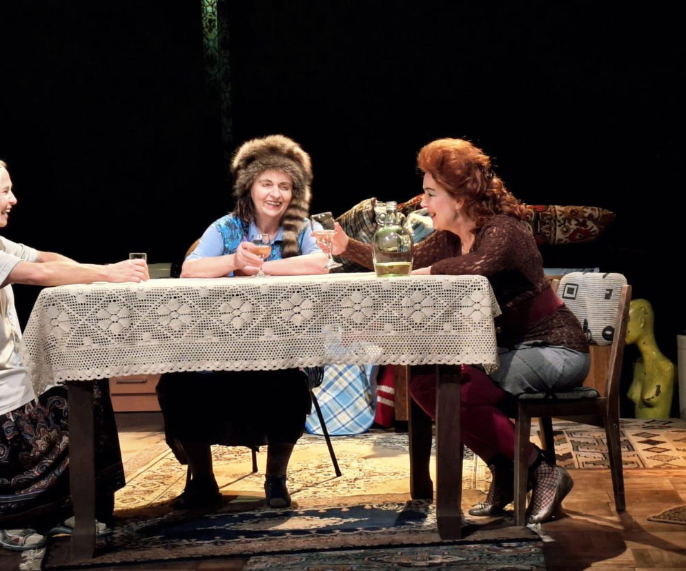 Groteskowa drama trzech kobiet. „Prezydentki” na deskach Teatru im. Wojciecha Bogusławskiego w Kaliszu