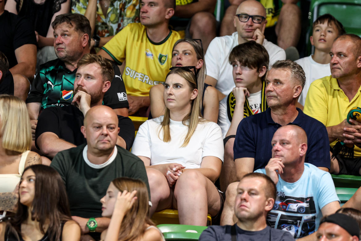 Zdjęcia kibiców z meczu GKS Katowice - MSK Żilina