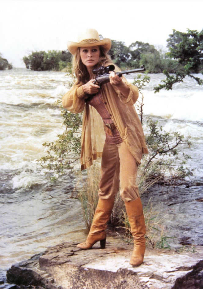 Ursula Andress straciła miliony! Dramat legendarnej "dziewczyny Bonda"