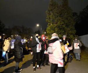 Protest pod toruńską komendą policji