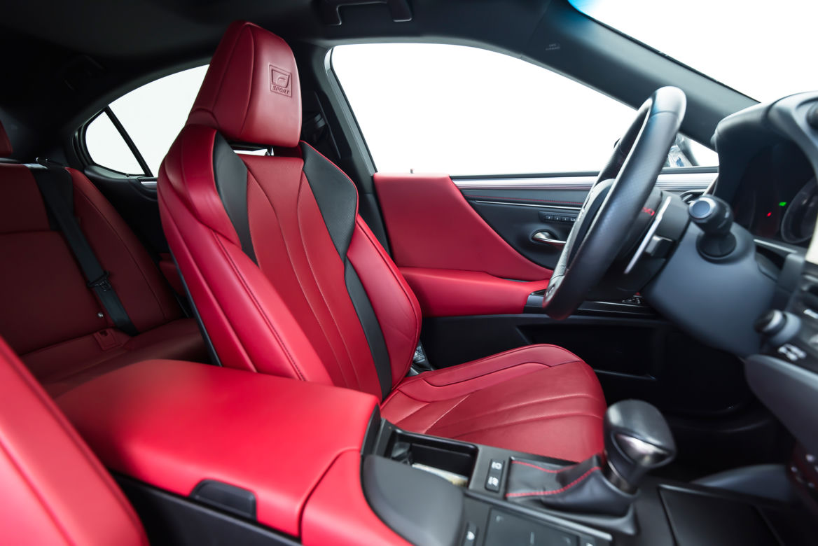 Lexus ES300h F Sport