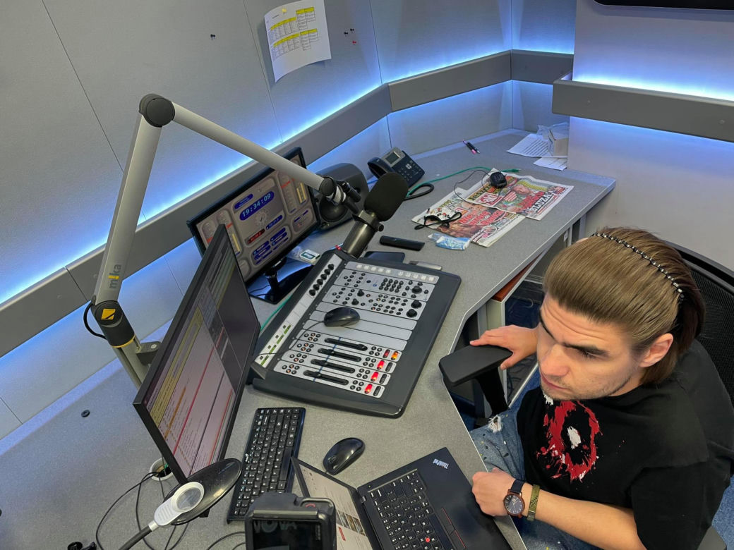 Bartas Szymoniak - Radio SuperNova