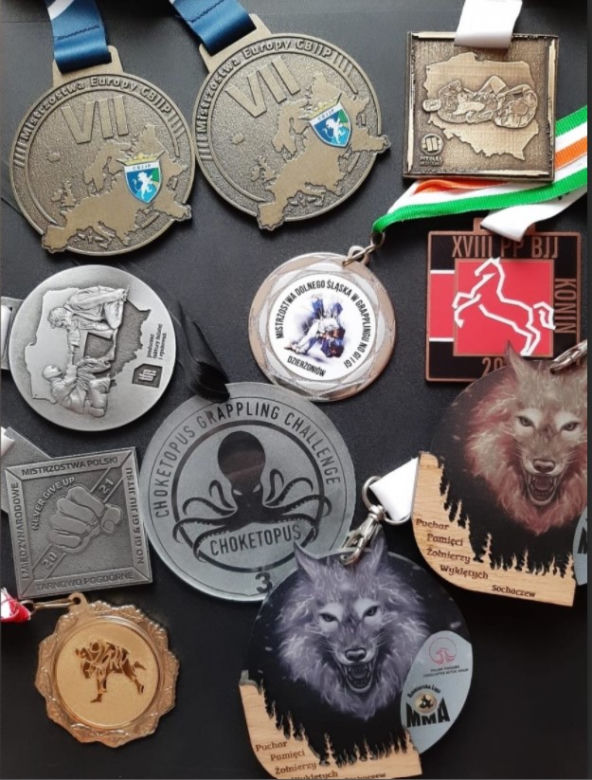 Piękna i niebezpieczna! Mistrzyni MMA z opolskiej drogówki [ZDJĘCIA]