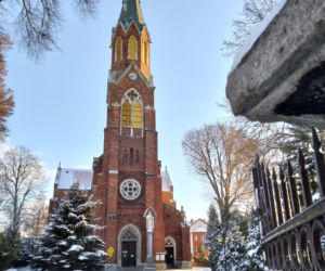 To jedno z najbarwniejszych miast w Małopolsce. Kiedyś było częścią Krakowa