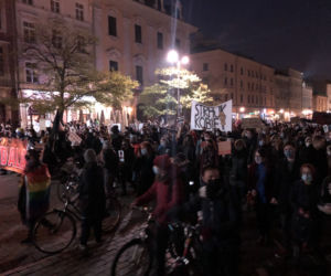 Kilka tysięcy osób na kolejnym proteście w Krakowie przeciw zaostrzeniu prawa aborcyjnego