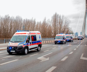 Nowe karetki w Warszawie na bazie Fiatów Ducato