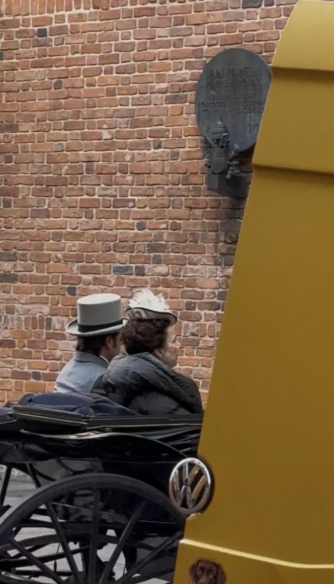 "Lalka" plan zdjęciowy - kobiety przejęły "Lalkę"