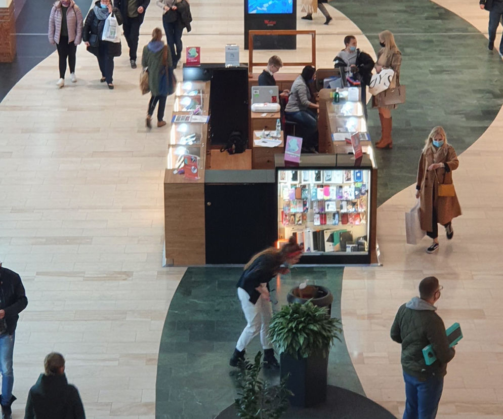 Oblężenie w galeriach prze zamknięciem