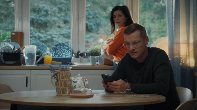 M jak miłość odc. 1918. Piotrek (Marcin Mroczek), Kinga (Katarzyna Cichopek)