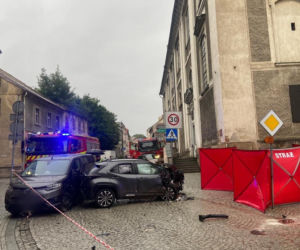 Ojciec i 9-letni syn zginęli na oczach świadków. Ustalenia po tragedii w Bardzie