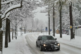 Koniec darmowego parkowania? Górski kurort zaostrza zasady na progu sezonu zimowego