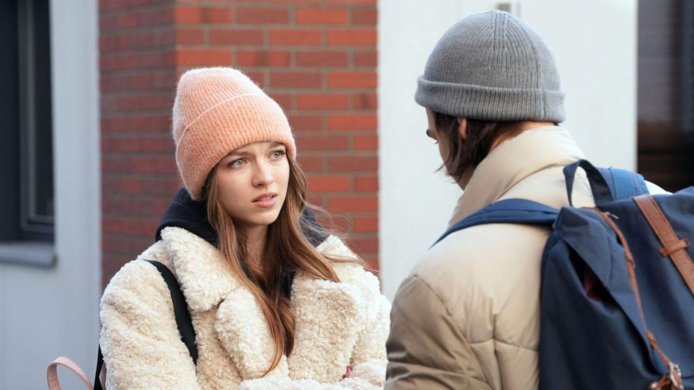 Barwy szczęścia odc. 3215. Romeo (Jacek Tyszkiewicz), Ewelina (Amelia Listwoń)
