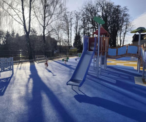 Nowy plac zabaw w Wilkowicach