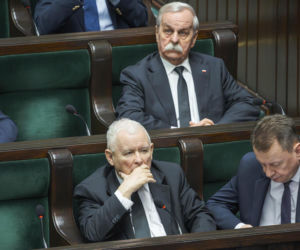 Kaczyński będzie jak Dionizos! Kiście winogron uginają się od słodyczy