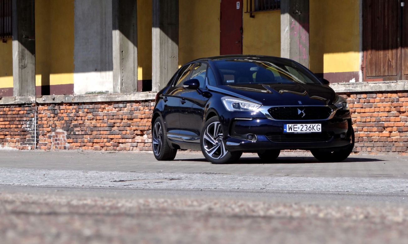 DS 5 1.6 THP Sport Chic