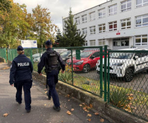 Seria krwawych ataków w szkołach. Uczennice mówią wprost: „Czujemy się bardzo zagrożone”