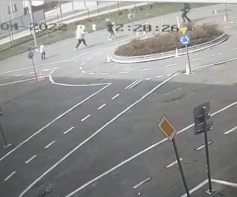 Nidzica. 4-letnie dziecko zadławiło się cukierkiem. Uratował je policjant [WIDEO]