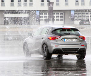 Infiniti Q30 na Torze Jastrząb 