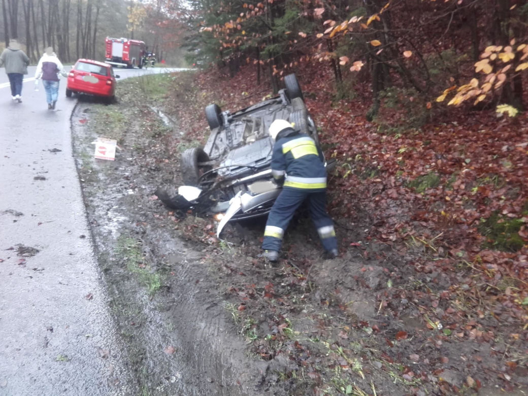 Wypadek na drodze wojewódzkiej 163 