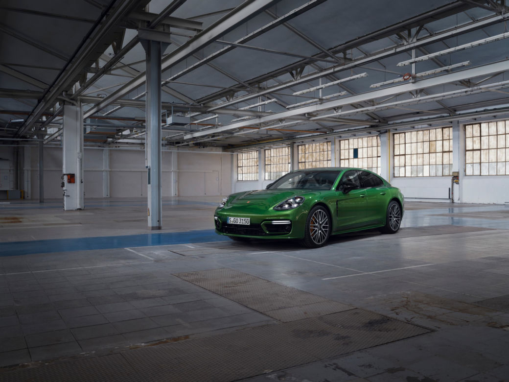 Nowe warianty Porsche Panamera po liftingu (2021)