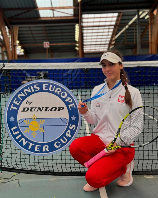 Oliwia Sybicka, 16-letnia stypendystka Igi Świątek