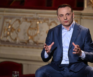 Łukasz Gibała zapowiada kadrową rewolucję. Partyjne nominacje pod lupą, urzędnicy z szansą na awans