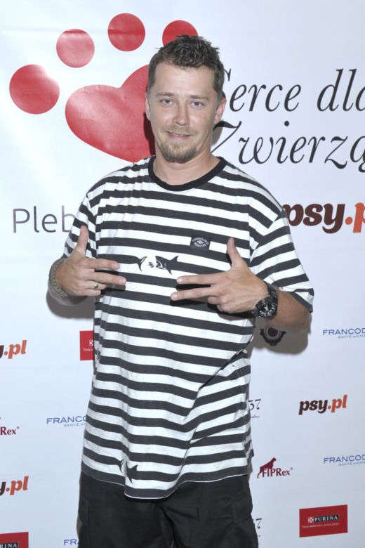 Był gwiazdą „Na dobre i na złe” i nagle zniknął z show-biznesu. Czym zajmuje się dziś Bartosz Obuchowicz?