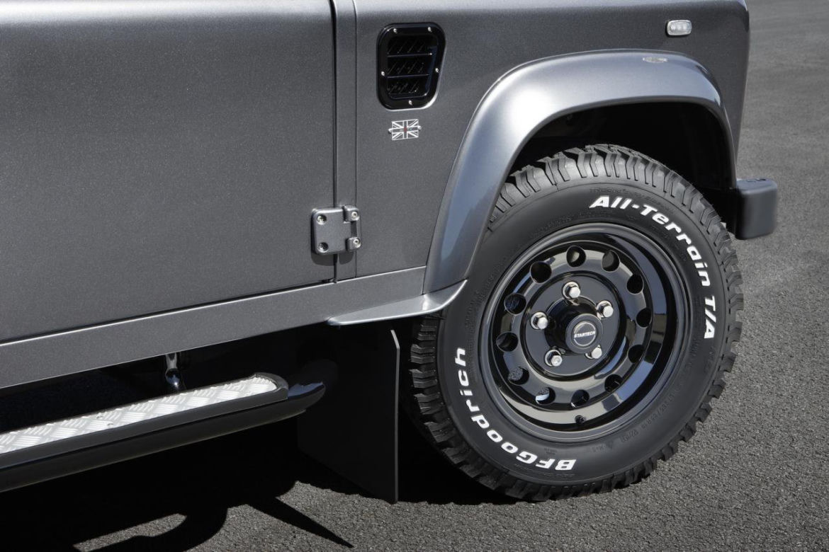 Land Rover Defender Startech Sixty8