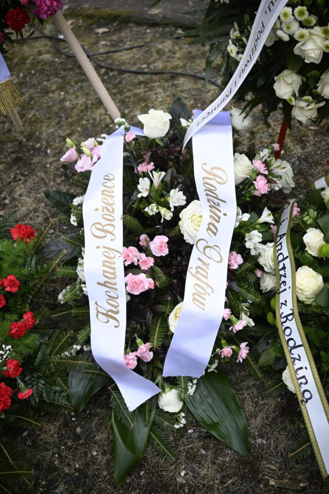 Bożena Dykiel spoczęła na Powązkach Wojskowych