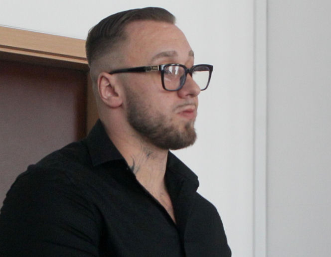 Tak zachowywał się Łukasz Żak w sądzie