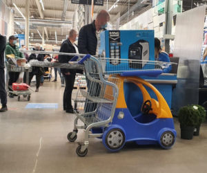 Mieszkańcy Warszawy szturmują markety budowlane