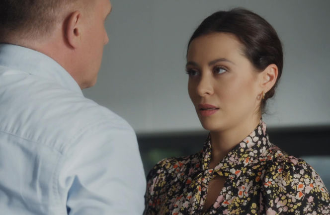 M jak miłość. Joanna (Dominika Sakowicz), Artur Rogowski (Robert Moskwa)