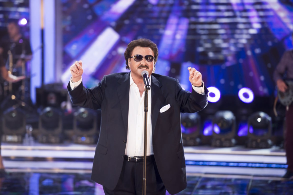 Krawczyk śpiewa disco polo?! Niedługo premiera "Krzysztof Krawczyk - całe moje życie"