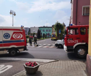 Kamień Krajeński: Koszmarny wypadek! Zderzenie aut i potrącenie. Ranne małe dziecko