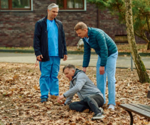 Na Wspólnej odc. 4241. Greg Kalski (Michał Sitarski), Kamil (Kazimierz Mazur), Tomasz Adamski (Tomasz Piątkowski)