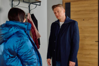 Na Wspólnej odc. 4249. Igor (Jakub Wesołowski), Julka (Maja Oświecińska)