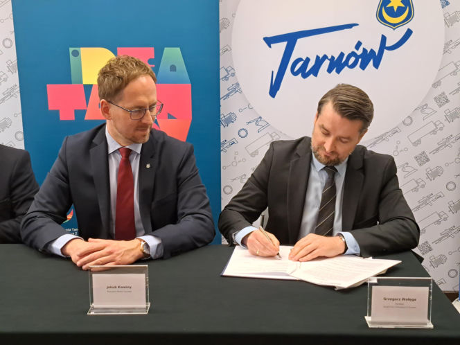 Podpisanie umowy na remont ul. Lwowskiej w Tarnowie