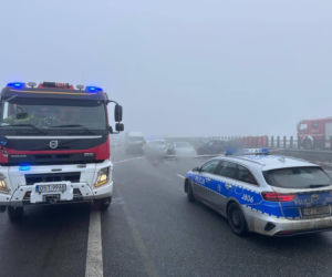 Tragiczny karambol na A4. Gęsta mgła i śmiertelny wypadek