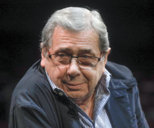 Niegdyś bożyszcze tłumów jako Janek Kos. Tak przez lata zmieniał się legendarny aktor Janusz Gajos