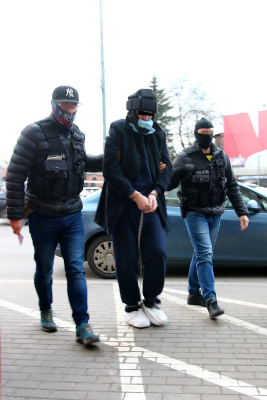 Morderstwo w szpitalu na Zaspie w Gdańsku. Doprowadzenie podejrzanego