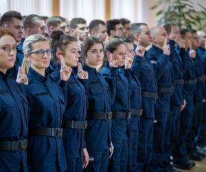 Młodzi policjanci złożyli w Bydgoszczy ślubowanie