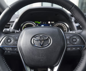 Toyota Camry 2.5 Hybrid 218 KM e-CVT Executive + VIP
